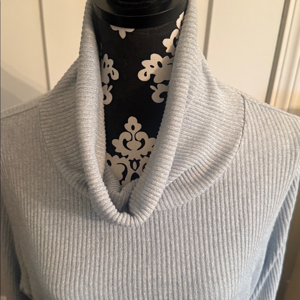 Lisa Rinna Collection Blue Textured Blazer - Picture 7 of 10